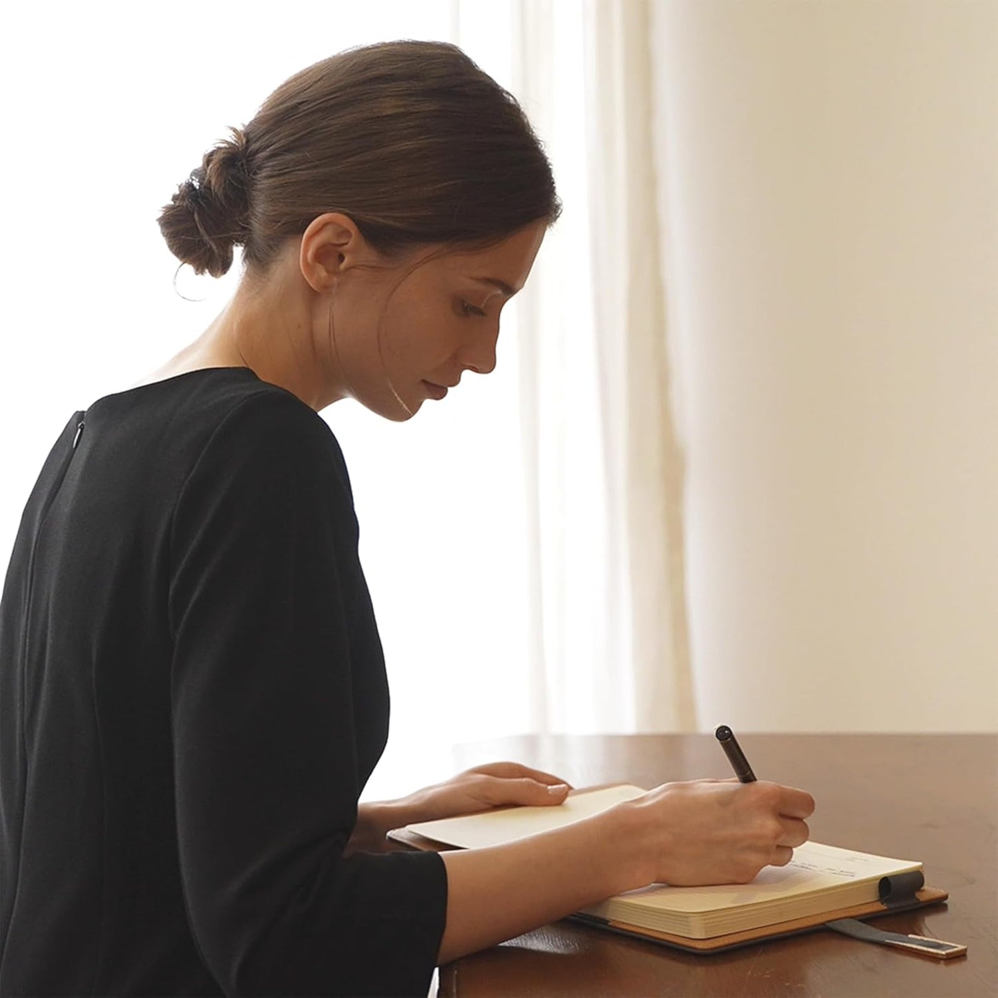 Fanery Sue Tree of Life Journal for Women&Men Refillable Writing A5 Journals for Writing with 200 Pages 100Gsm Diary Lay-Flat Faux Leather Hardcover Notebook with Pen&Magnetic Buckle(Purple)