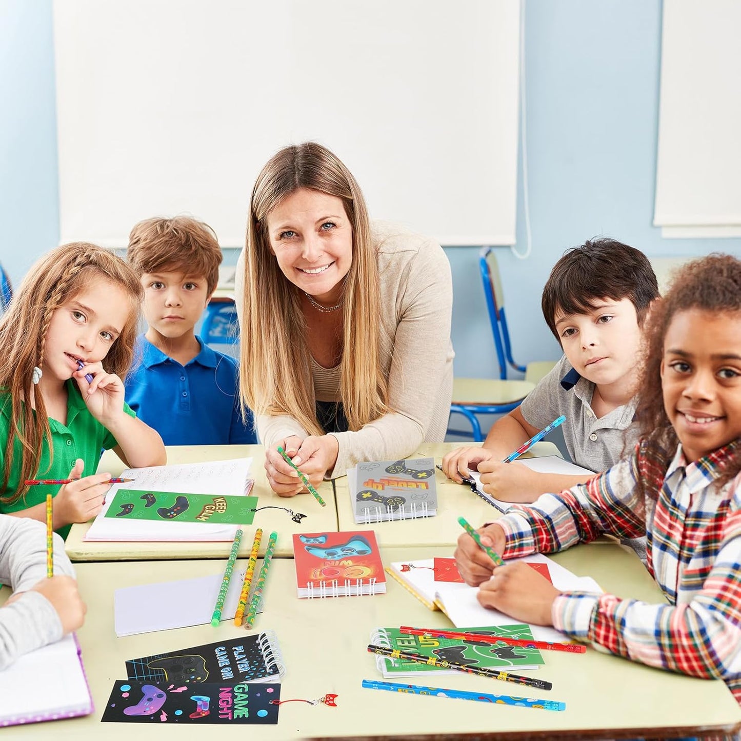 Kolewo4ever 148 Pieces Video Game Theme Stationery Set:100 Pcs Video Game Pencils 24 Pcs Game Pattern Mini Spiral Notepad Memo Pad 24 Pcs Game Metal Charms Bookmarks (Video Game)