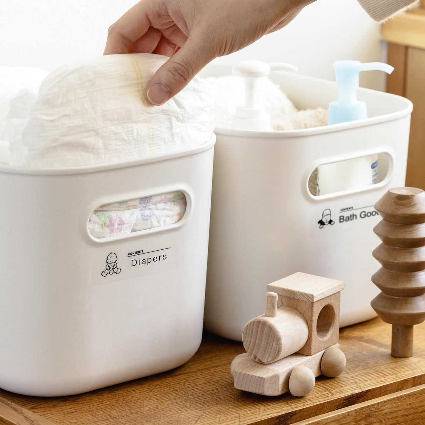 Epson LABELWORKS 218BMWPX Genuine PET (Polyester) Tape Cartridge - Black on Matte White Designer Craft Label Maker Tape - 3/4" (18MM) Wide, 26'