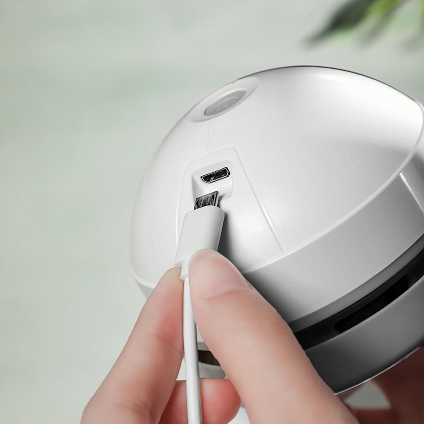 Desktop Vacuum Cleaner Mini,Cordless & Portable,Dust & Crumb Sweeper,Cute Cartoon Robot,USB,Easy to Remove Dust/Hair/Pet Hair/Crumbs on Desktop/Table/Keyboard/Sofa and etc,Lightweight Design