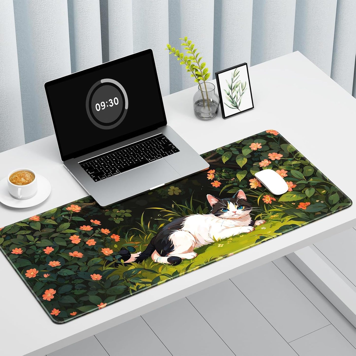 Auhoahsil Large Mouse Pad, XXL Gaming Mousepad, Desk Mat for Desktop, Thick Rubber, Big & Long Size, Stitched Edges, Full Desk Pad for Laptop & Computer, Extended 35.4 x 15.7 in, Cat Shrubbery