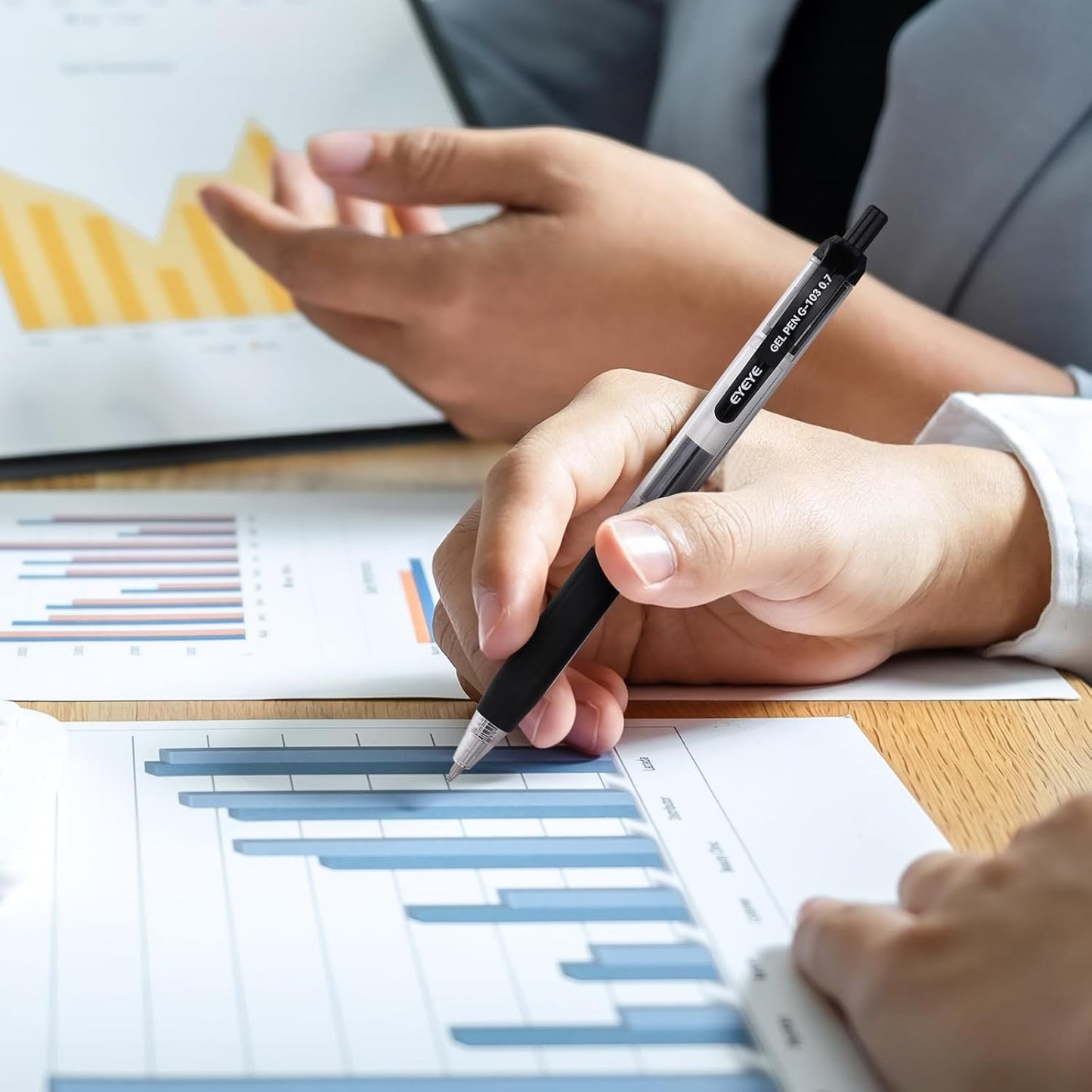 EYEYE G-103 Retractable Gel Pens Black 0.7mm, 25 Pack Medium Point Gel Ink Pens Quick Drying, 0.7 mm Fine Piont Ballpoint Pen Smooth Writing for Office School Supplies