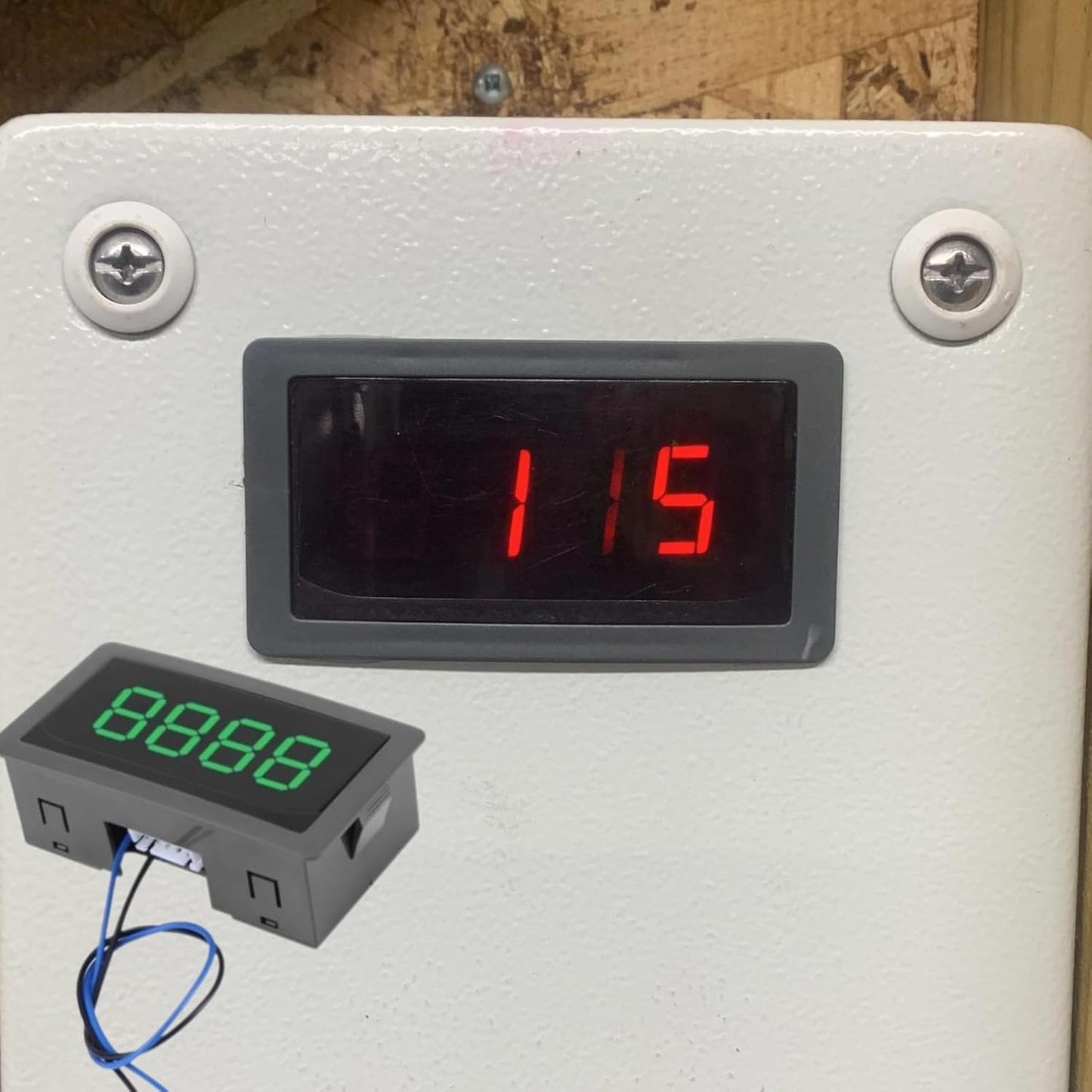 Digit Counter, DC 8-24V 4 Digit LED Digital Display 0-9999 Up/Down Plus/Minus Panel Counter Meter with Cable (Green)