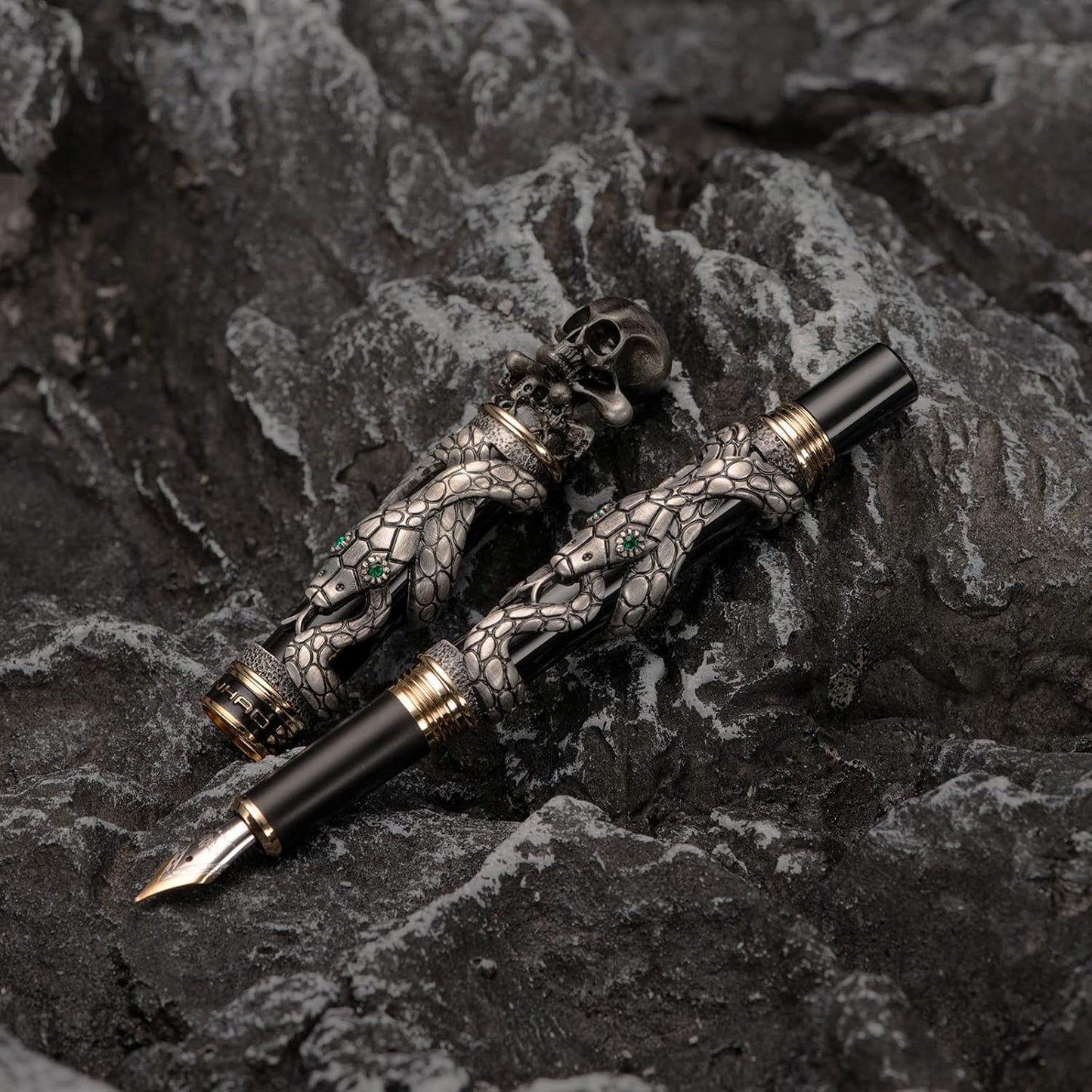 Jinhao Black Snake Fountain Pen Extra Fine Nib Retro Style with Skull Head Solid Metal and Paper Pen Case Set