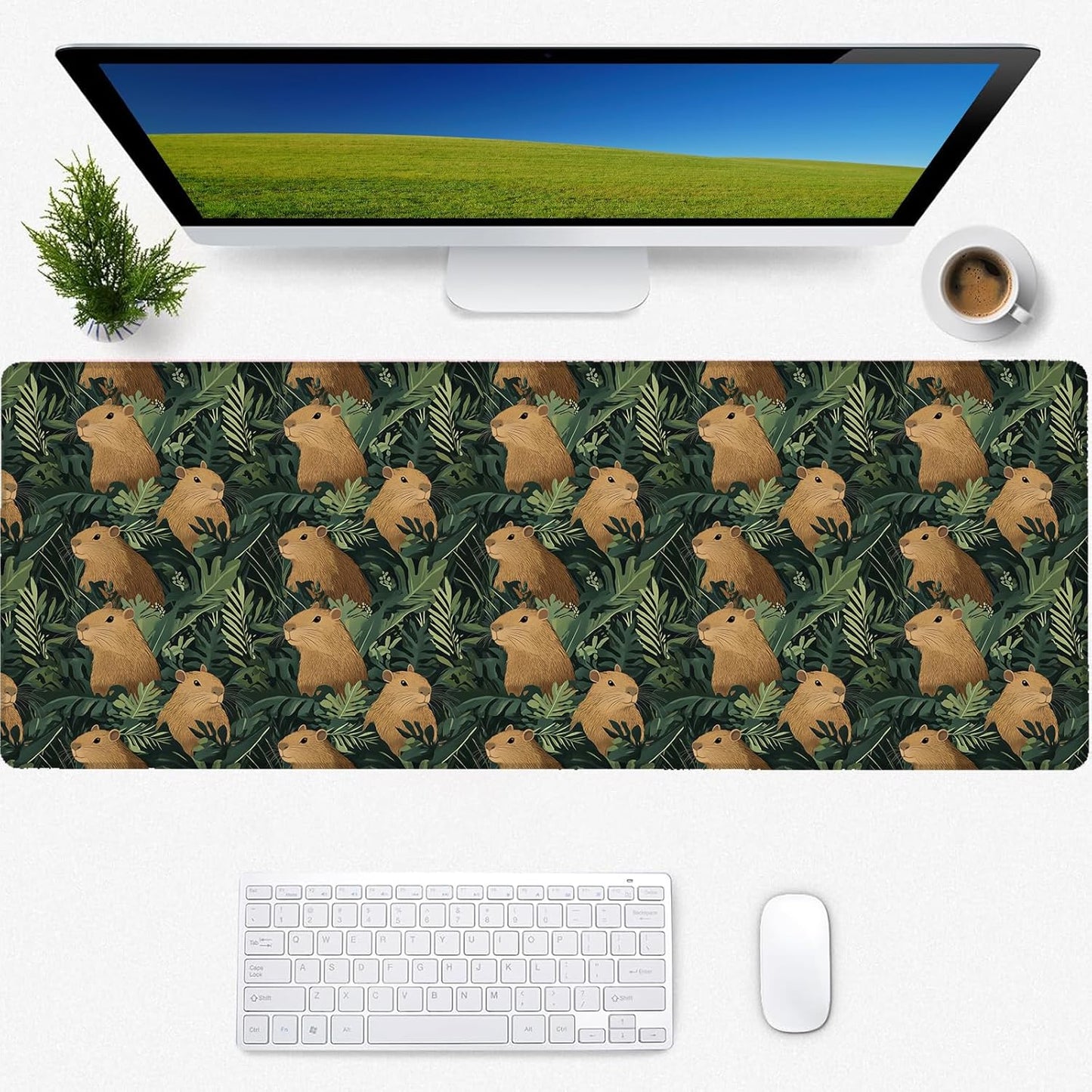 Capybara Gaming Mouse Pad, Desk Mat, Non-Slip Rubber Base Cool Aesthetic MousePads for Computer Laptop Keyboard Office School Home Desktop Decor 31.5" x 11.8"