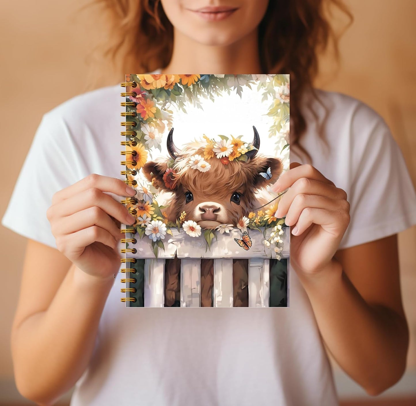 Floral Highland Cow Notebook - Western Cow Notebook, Highland Cow Office Supplies, Highland Cow Gifts, Cow Lover Gifts, Cute Cow Stuff, Cute Daisy Flower Highland Cow Spiral Notebook 5.5x8.3