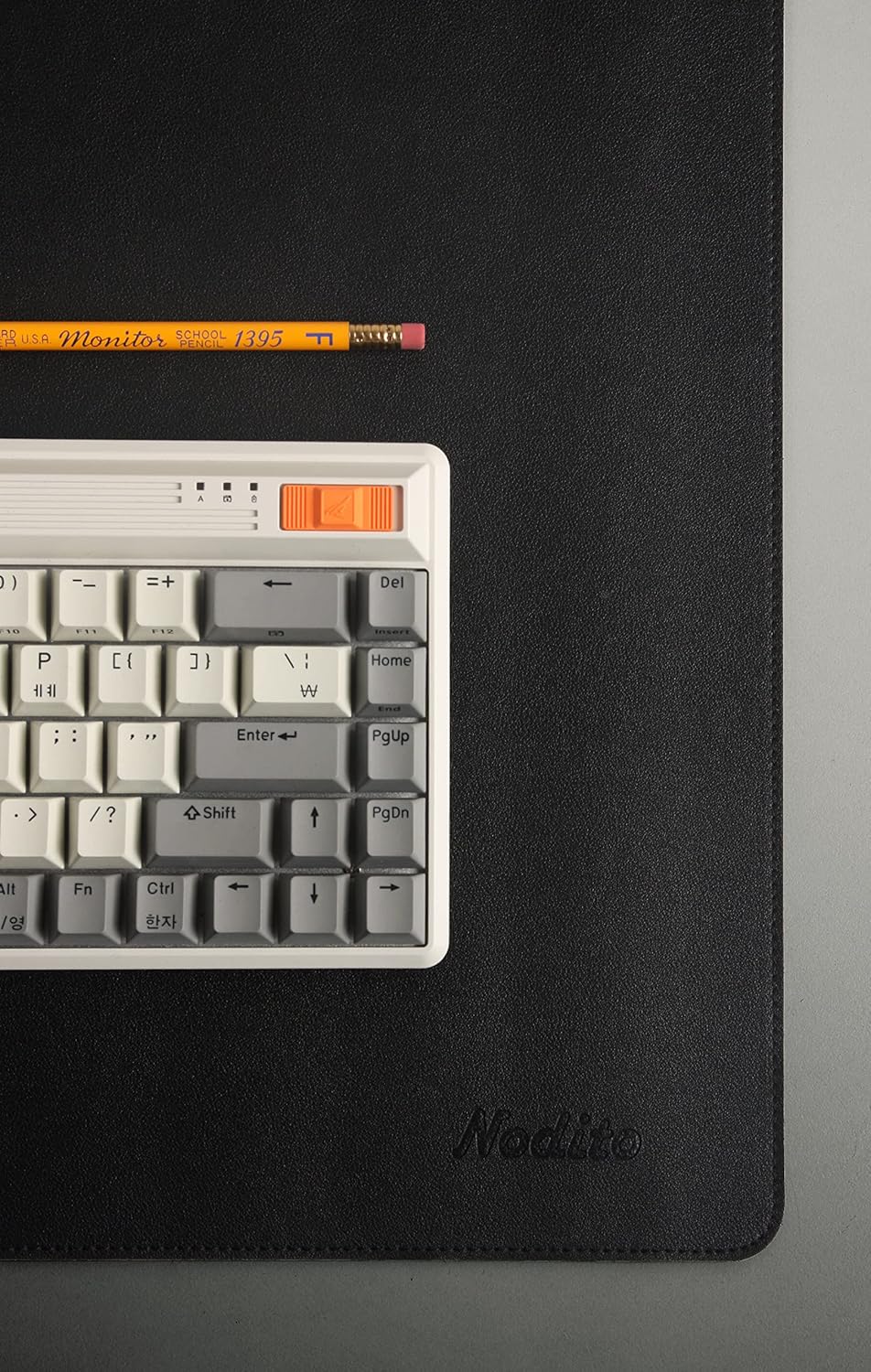 Dual-Sided Leather Desk Pad,Blotter for Laptop Computer,Mouse Pad,Writing,Drawing,Arts and Craft Mat (17"x24", Black/Red)